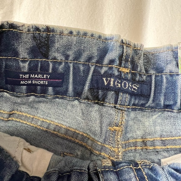 Vigoss Stretch Denim Butterfly Shorts NWT - Picture 5 of 6